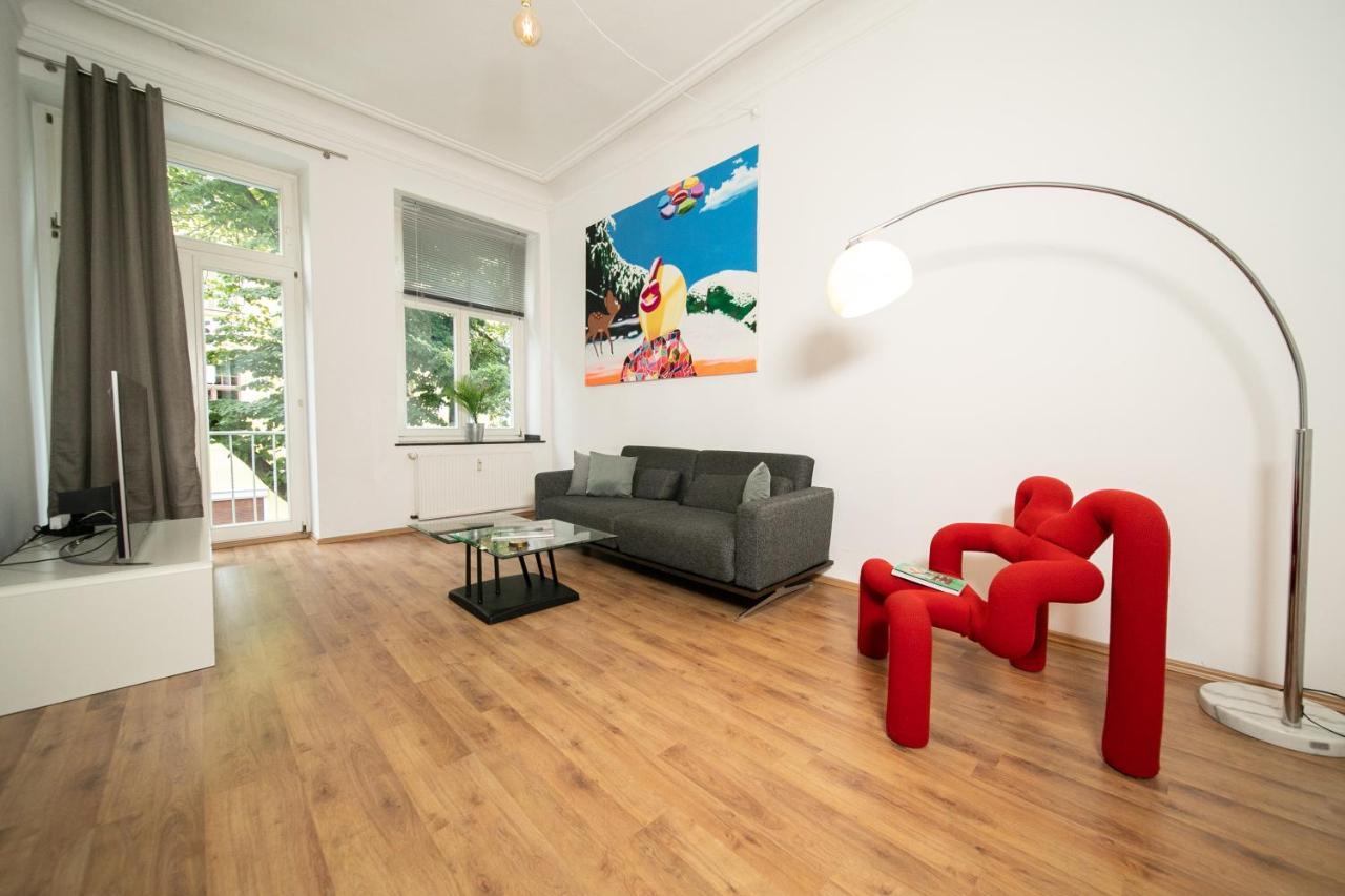 White 60 Qm Apartment - Zentral - Balkon - Messe Dusseldorf Exterior photo