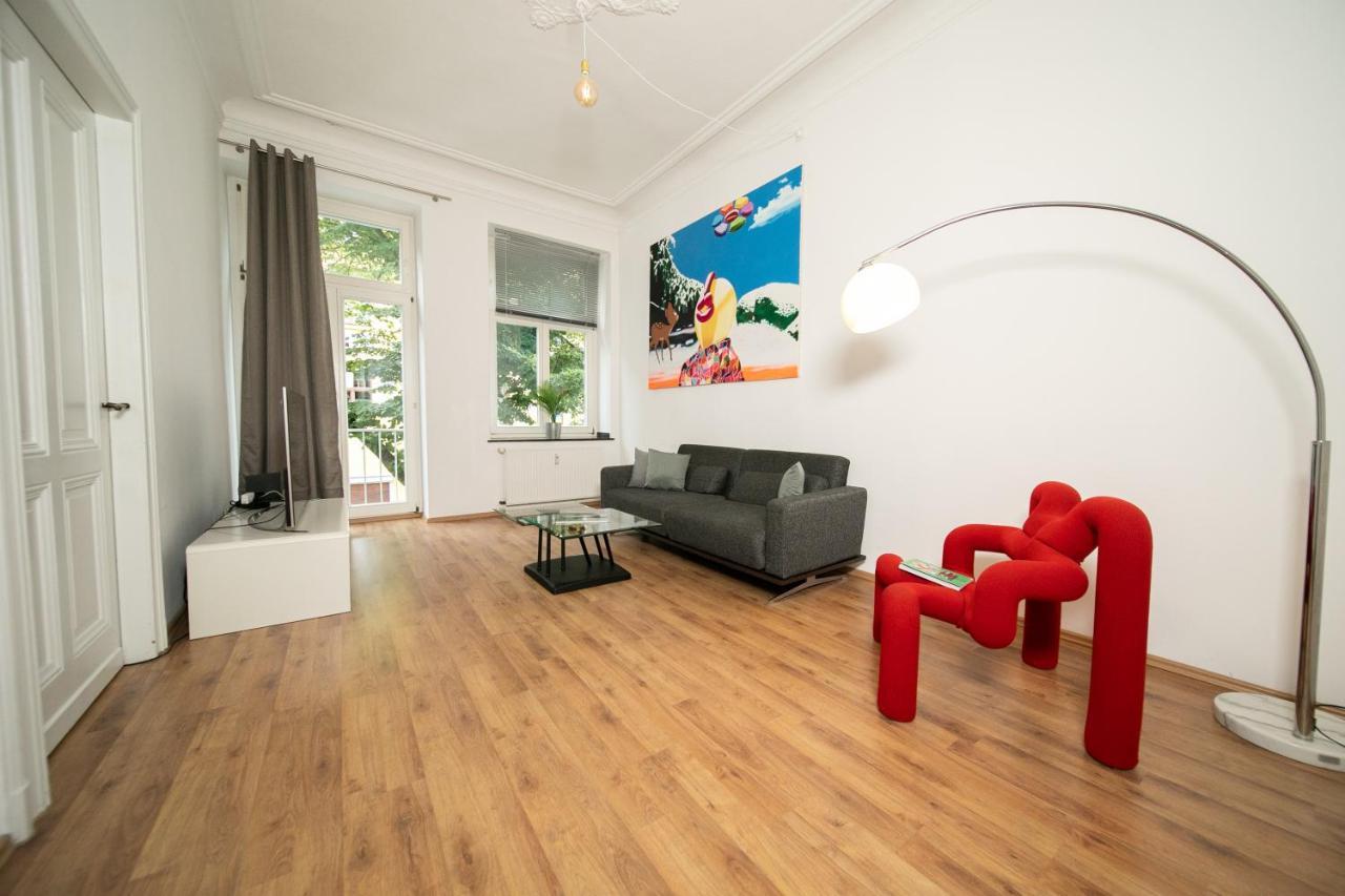 White 60 Qm Apartment - Zentral - Balkon - Messe Dusseldorf Exterior photo